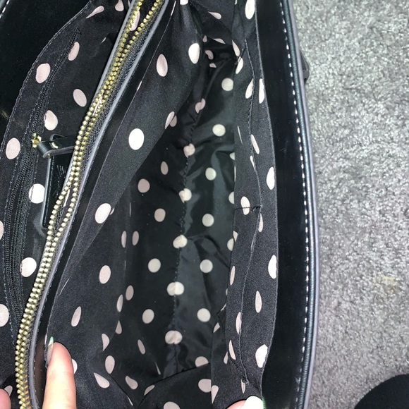 Black and white purse - Picture 4 of 4